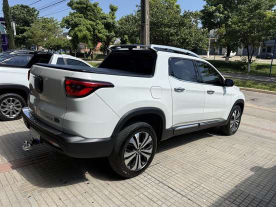 FIAT-TORO-2022