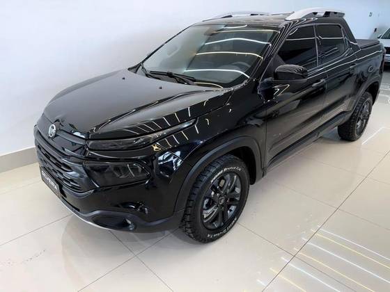 FIAT TORO 2.0 16V TURBO DIESEL VOLCANO 4WD AT9