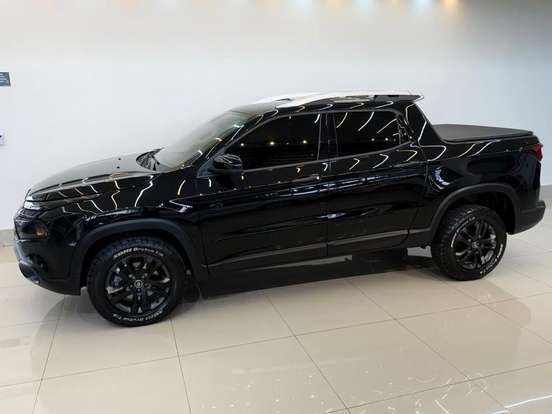 FIAT-TORO-2016