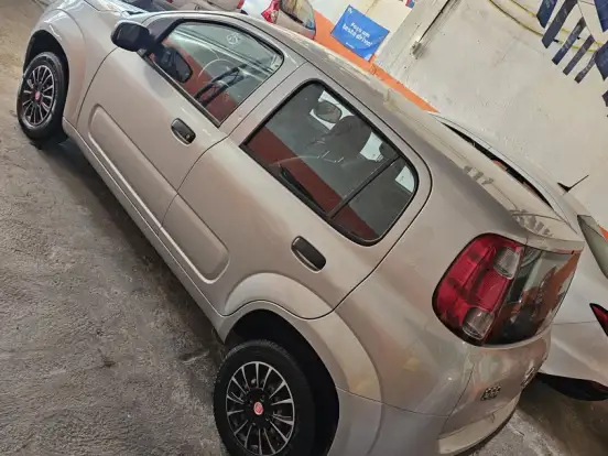 FIAT-UNO-1.0 EVO VIVACE 8V FLEX 4P MANUAL FIAT-UNO-2015