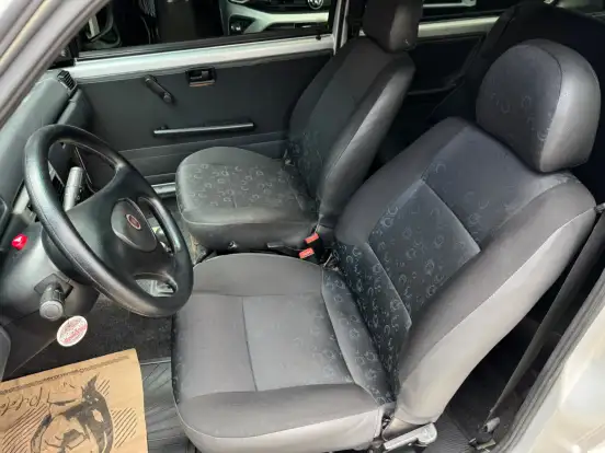 FIAT-UNO-1.0 MPI MILLE FIRE ECONOMY 8V FLEX 2P MANUAL FIAT-UNO-2011