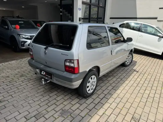 FIAT-UNO-1.0 MPI MILLE FIRE ECONOMY 8V FLEX 2P MANUAL FIAT-UNO-2011