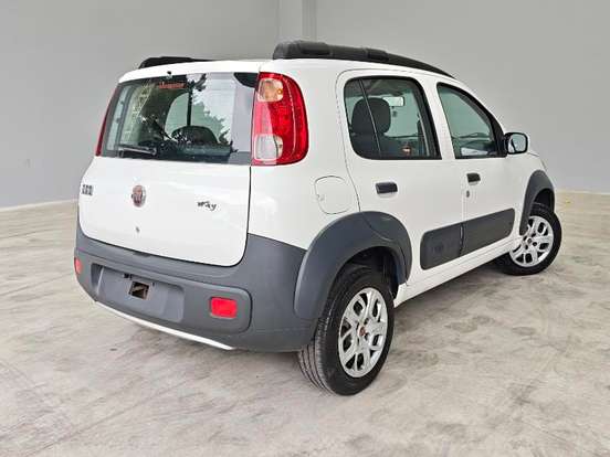 FIAT-UNO-1.0 EVO WAY 8V FLEX 4P MANUAL FIAT-UNO-2013