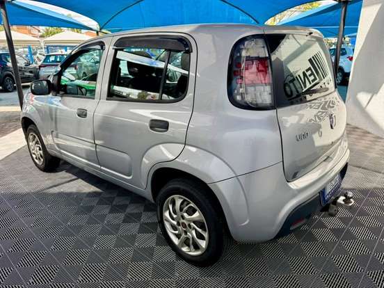 FIAT-UNO-2019