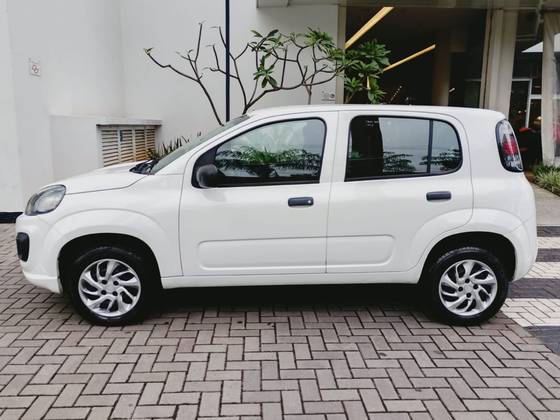 FIAT UNO 1.0 FIREFLY FLEX DRIVE 4P MANUAL