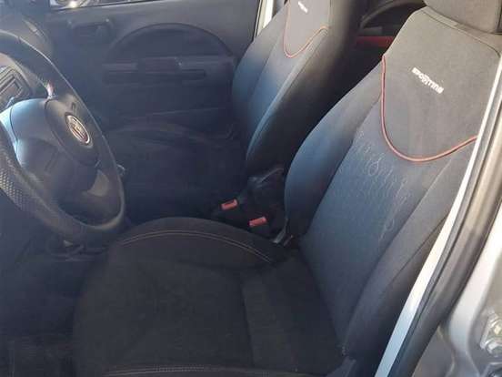 FIAT-UNO-1.4 SPORTING 8V FLEX 4P MANUAL FIAT-UNO-2011