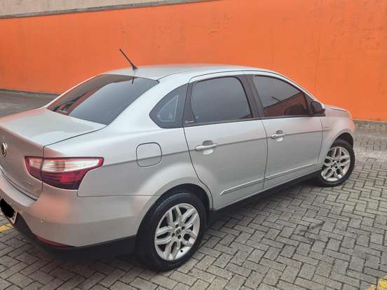 FIAT-GRAND SIENA-1.6 MPI ESSENCE 16V FLEX 4P AUTOMATIZADO FIAT-GRAND SIENA-2012
