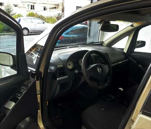 FIAT-IDEA-2005