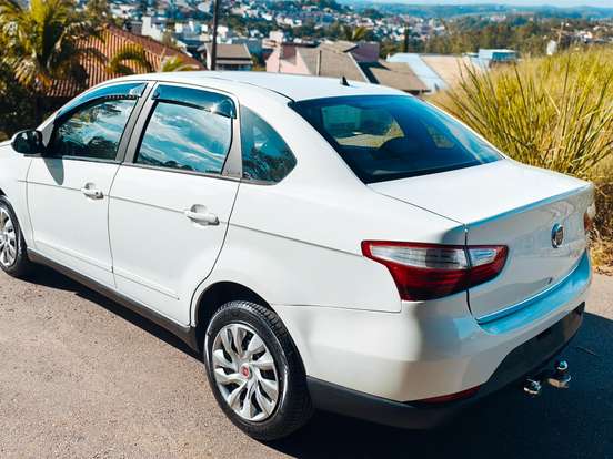 FIAT-SIENA-1.4 MPI EL 8V FLEX 4P MANUAL FIAT-SIENA-2014