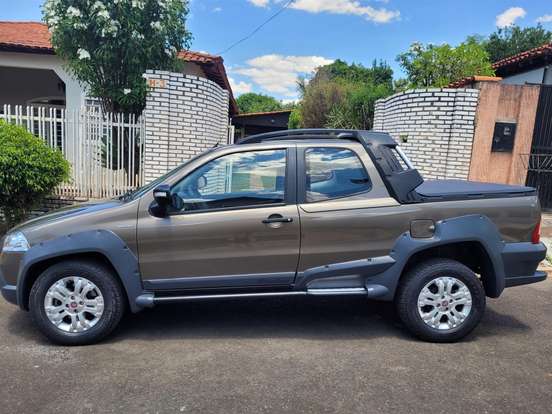 FIAT-STRADA-2011