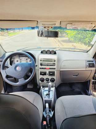 FIAT-STRADA-2011