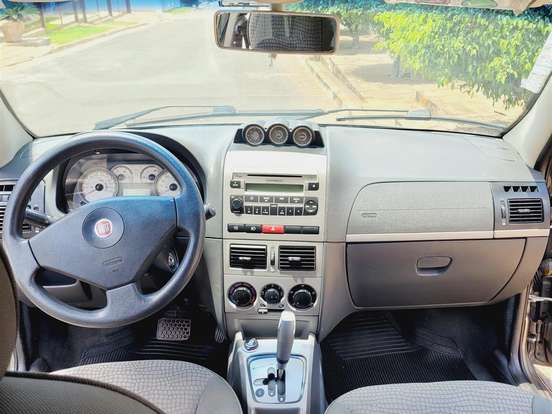 FIAT-STRADA-1.8 MPI ADVENTURE CD 16V FLEX 2P AUTOMÁTICO FIAT-STRADA-2011