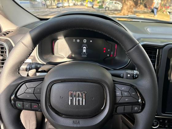 FIAT TORO 2.2 TURBO DIESEL VOLCANO 4WD AT9
