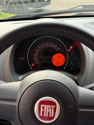 FIAT-UNO-2013