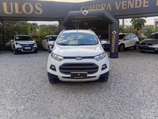 FORD-ECOSPORT-2015