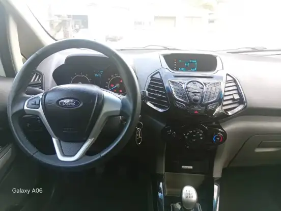 FORD-ECOSPORT-2015