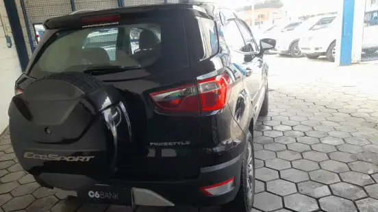 FORD-ECOSPORT-2014