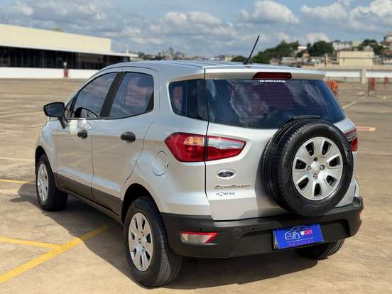 FORD-ECOSPORT-2020
