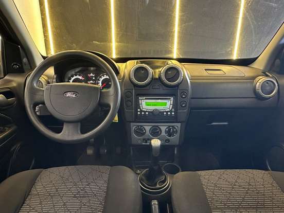 FORD-ECOSPORT-2011