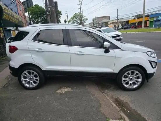 FORD-ECOSPORT-2018