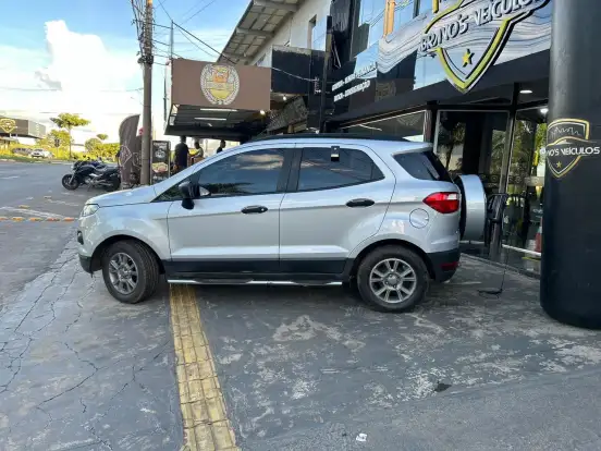 FORD-ECOSPORT-2013
