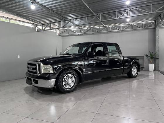 FORD F-250 4.2 XLT 4X2 CD TURBO INTERCOOLER DIESEL 4P MANUAL