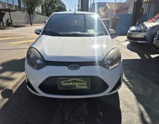 FORD-FIESTA-2014