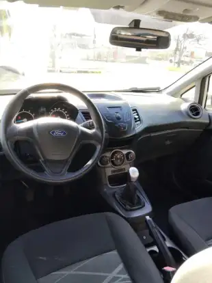 FORD-FIESTA-2014