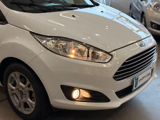 FORD-FIESTA-2013