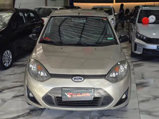 FORD-FIESTA-2010