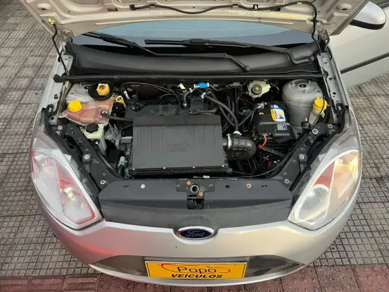 FORD-FIESTA-2011