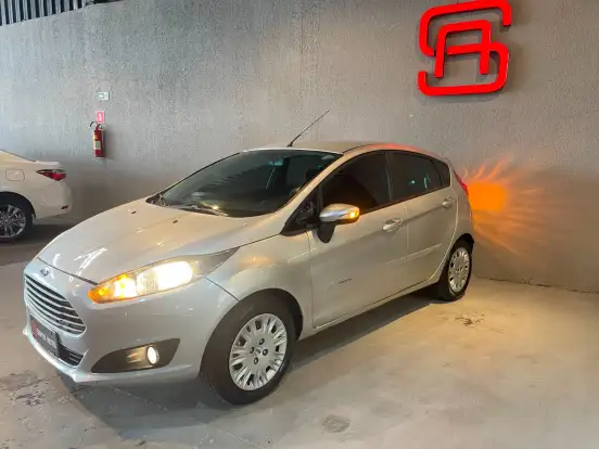 FORD-FIESTA-2016