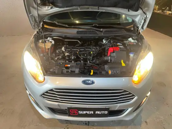 FORD-FIESTA-2016