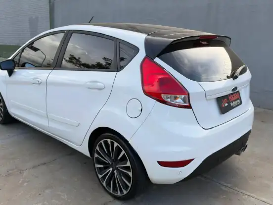 FORD-FIESTA-1.6 SPORT HATCH 16V FLEX 4P MANUAL FORD-FIESTA-2015
