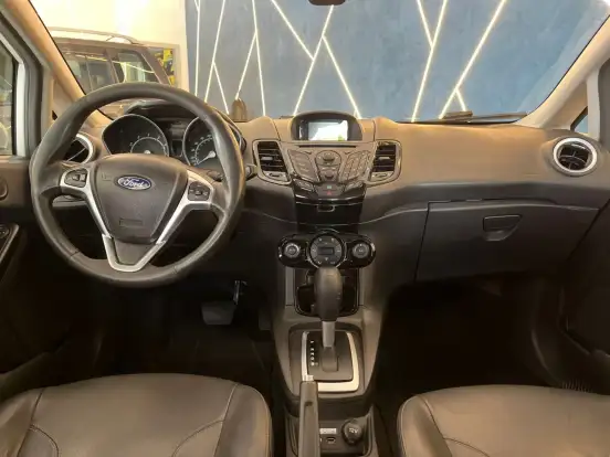 FORD-FIESTA-1.6 TITANIUM HATCH 16V FLEX 4P POWERSHIFT FORD-FIESTA-2016
