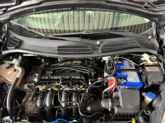 FORD-FIESTA-1.6 TITANIUM HATCH 16V FLEX 4P POWERSHIFT FORD-FIESTA-2013