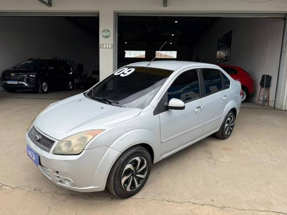 FORD FIESTA 1.0 MPI CLASS HATCH 8V FLEX 4P MANUAL