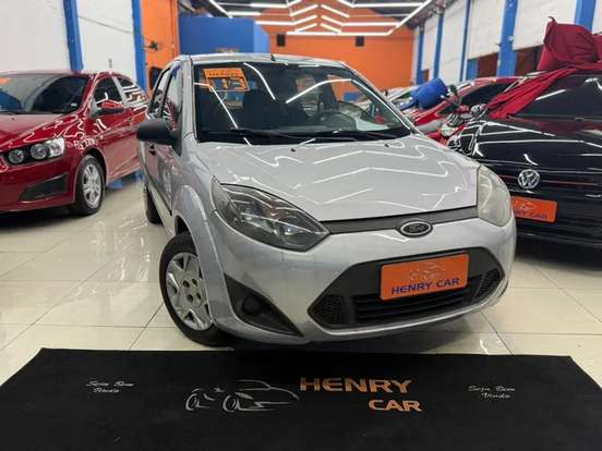 FORD-FIESTA-2012
