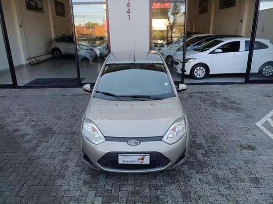 FORD-FIESTA-2012