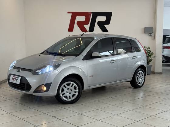 FORD FIESTA 1.6 MPI CLASS HATCH 8V FLEX 4P MANUAL