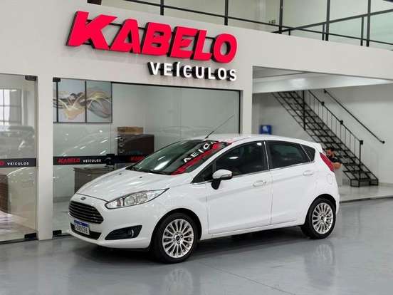 FORD-FIESTA-2016