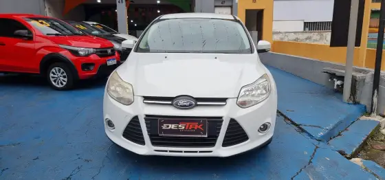 FORD FOCUS 1.6 SE 16V FLEX 4P POWERSHIFT