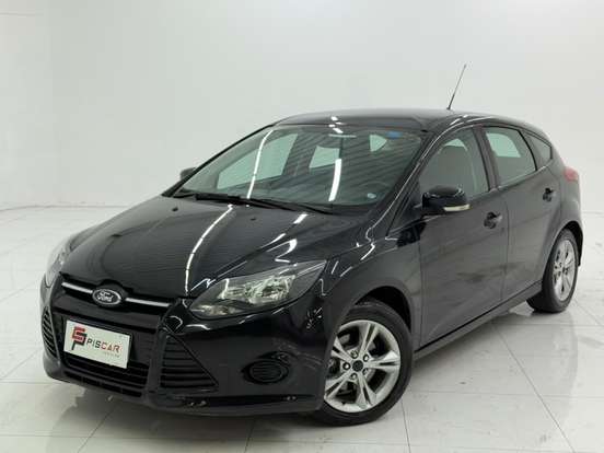 FORD-FOCUS-2013