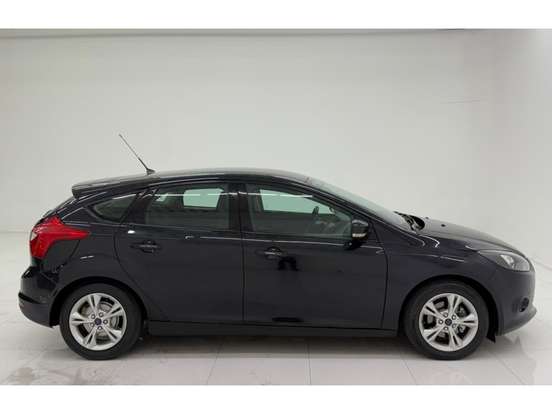 FORD-FOCUS-2013