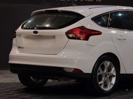 FORD-FOCUS-2018