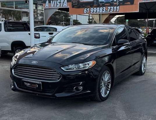 FORD-FUSION-2014