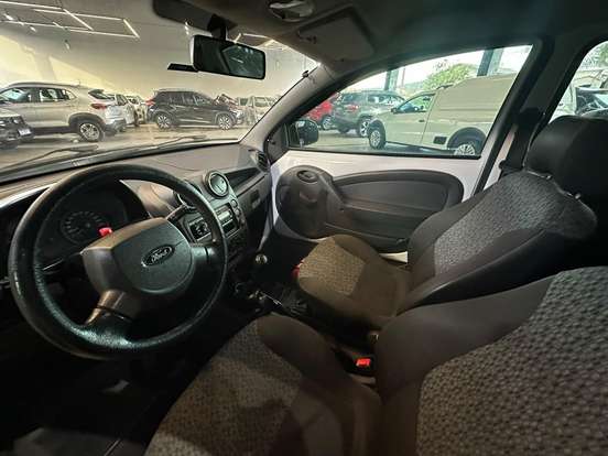 FORD-KA-2013