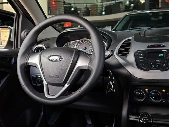 FORD-KA-2017