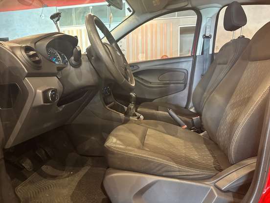 FORD-KA-2016