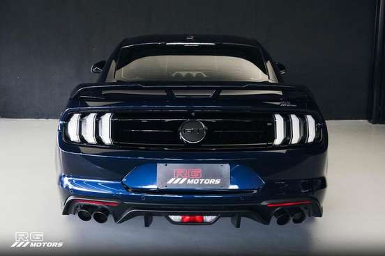 FORD-MUSTANG-2018